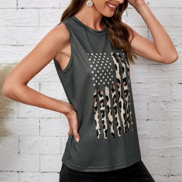 Leopard Print American Flag Tank Top - Picture 4 of 6